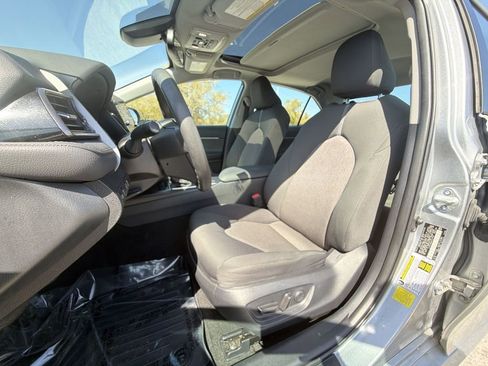 Used 2023 Toyota Camry LE w/ Convenience Package image 16