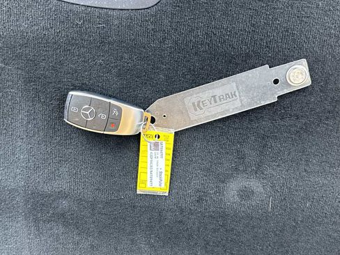 Used 2022 Mercedes-Benz GLE 350 image 27