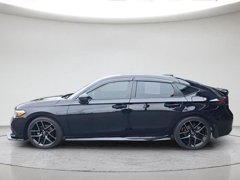 Used 2023 Honda Civic Sport Touring image 2