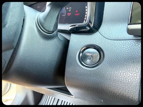 Used 2025 Toyota Camry LE FWD image 25