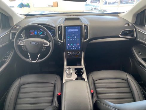 Used 2024 Ford Edge SEL image 19