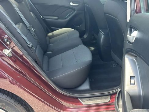 Used 2018 Kia Forte LX FWD image 24