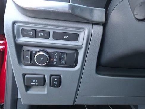 Used 2022 Ford F150 Lariat w/ Equipment Group 502A High image 26