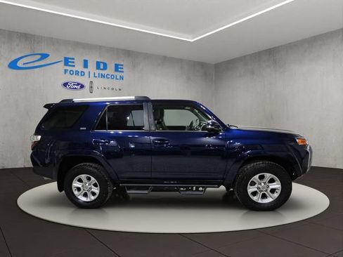 Used 2019 Toyota 4Runner SR5 Premium AWD/4WD image 7