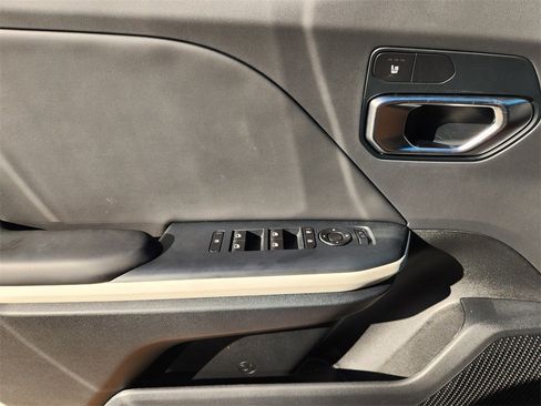 New 2025 Kia K4 GT-Line image 16