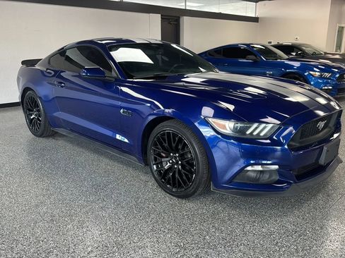 Used 2016 Ford Mustang GT w/ GT Performance Package RWD image 7