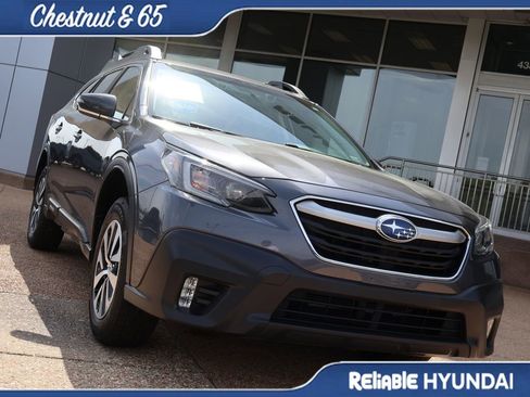 Used 2022 Subaru Outback Premium image 7