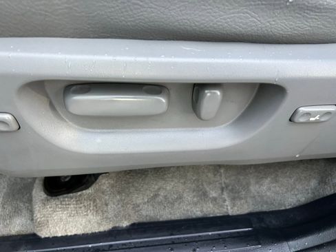 Used 2008 Toyota Sequoia Platinum image 20