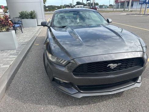 Certified 2017 Ford Mustang Coupe image 5