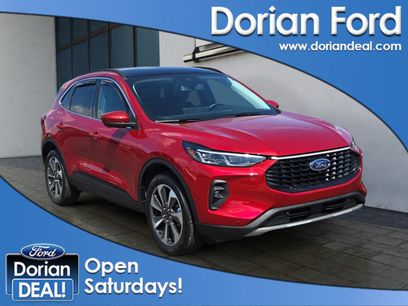 Used 2024 Ford Escape Platinum w/ Class II Trailer Tow Package