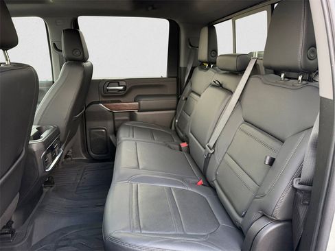 Used 2020 GMC Sierra 3500 Denali w/ Denali Ultimate Package image 11