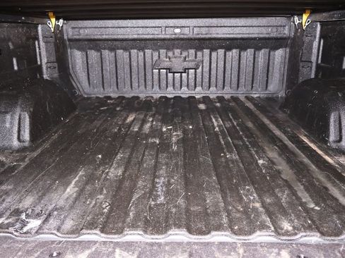 Used 2020 Chevrolet Silverado 1500 LTZ AWD/4WD image 40