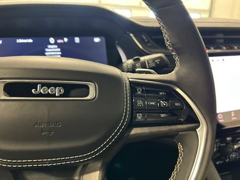 Used 2024 Jeep Grand Cherokee L Overland AWD/4WD image 21