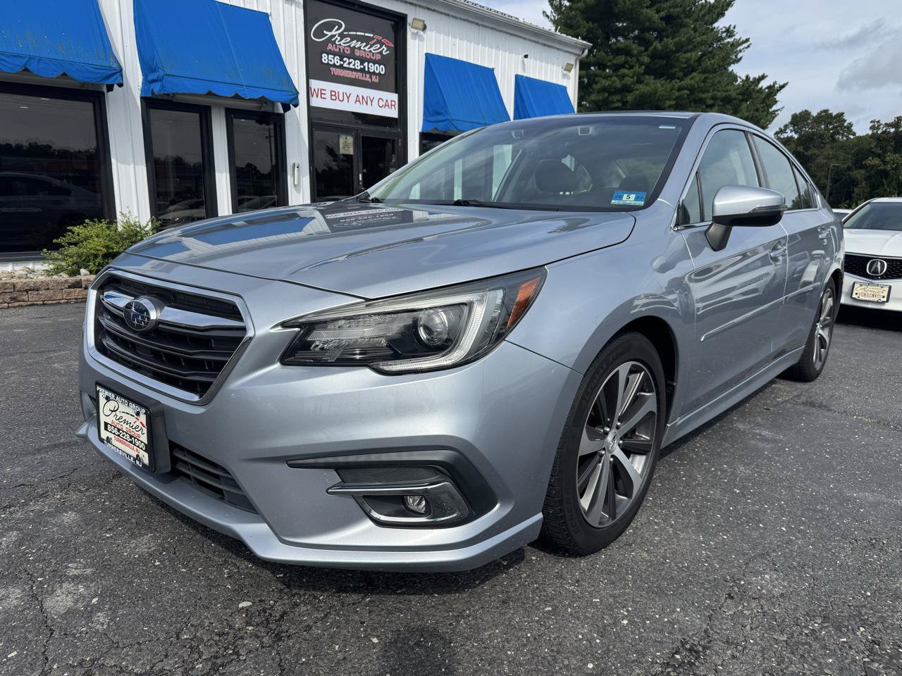 Used 2018 Subaru Legacy 3.6R Limited AWD/4WD image 1