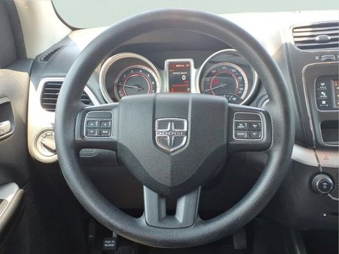 Used 2016 Dodge Journey SE w/ Flexible Seating Group FWD image 5