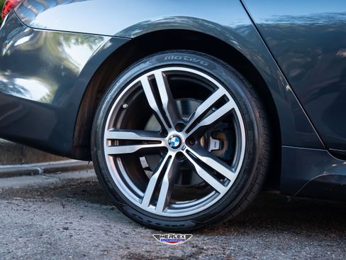Used 2018 BMW 750i RWD image 11