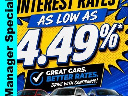 Used 2013 Chrysler 300 AWD w/ Driver Convenience Group image 2