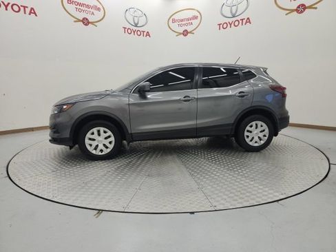 Used 2020 Nissan Rogue Sport S FWD image 5