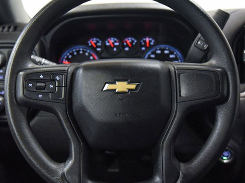 Used 2023 Chevrolet Silverado 1500 Custom AWD/4WD image 16