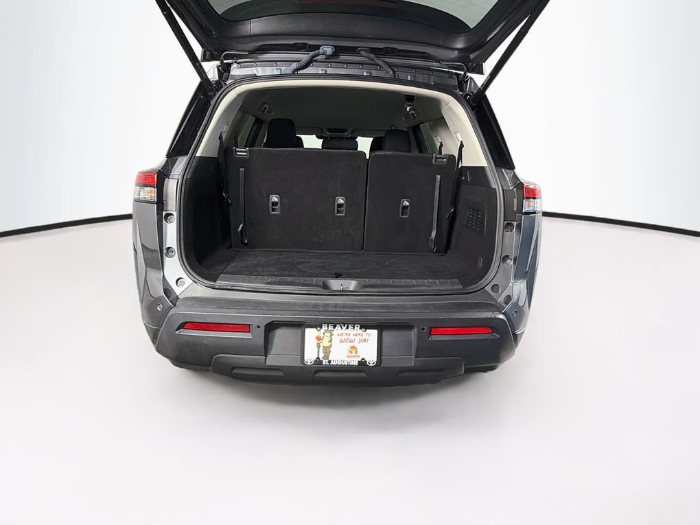Used 2025 Nissan Pathfinder SV FWD image 26