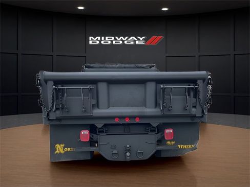 Used 2016 Ford F550 4x4 Regular Cab Super Duty image 6