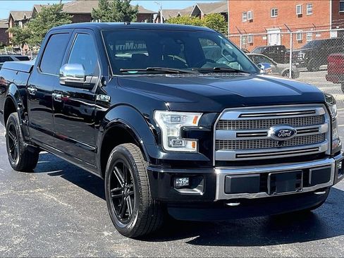 Used 2016 Ford F150 Platinum w/ Equipment Group 701A Luxury AWD/4WD image 34