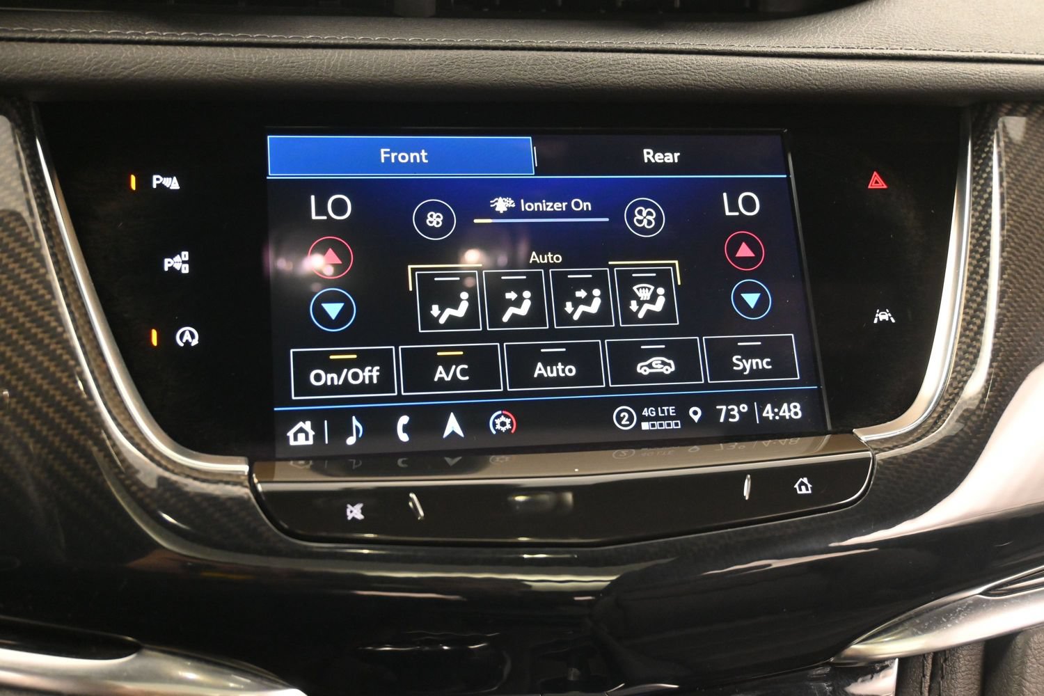 Used 2024 Cadillac XT6 Sport w/ Technology Package AWD/4WD image 25