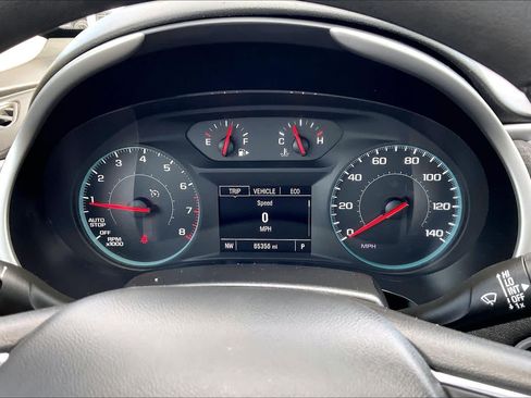Used 2024 Chevrolet Malibu LT FWD image 24