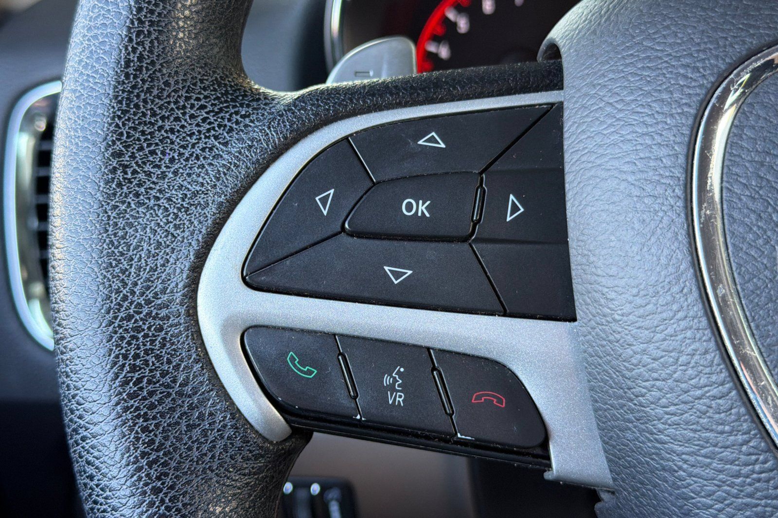 Used 2017 Dodge Durango SXT w/ 3rd Row Seating Group AWD/4WD image 26