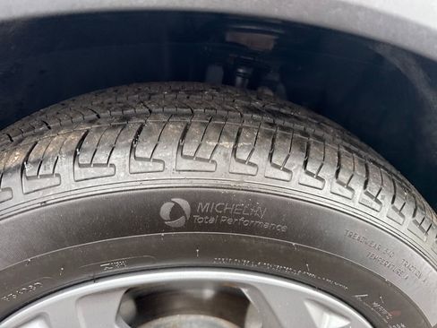 Used 2025 Ford Escape ST-Line Elite image 21