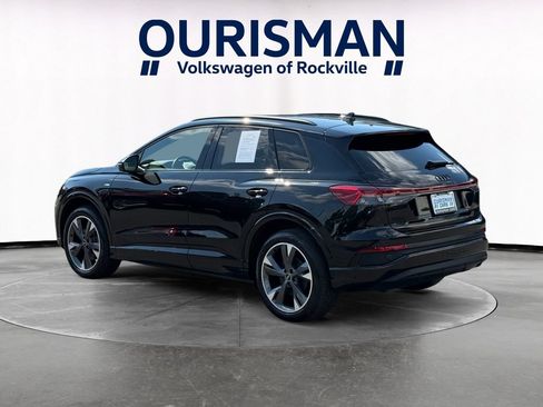 Used 2023 Audi Q4 e-tron Premium Plus w/ Premium Plus AWD/4WD image 4