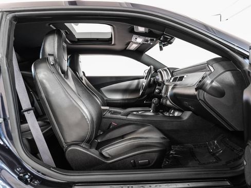 Used 2014 Chevrolet Camaro SS w/ RS Package RWD image 39