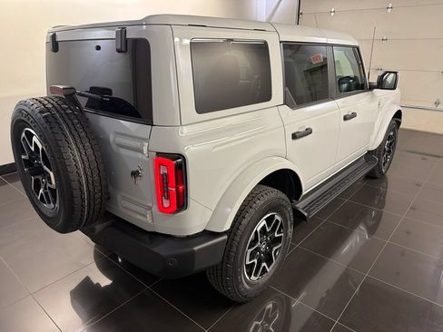 New 2026 Ford Bronco Outer Banks AWD/4WD image 6