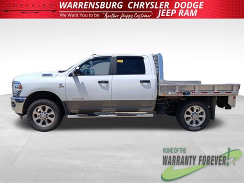 Used 2022 RAM 2500 Big Horn w/ Level C Equiment Group AWD/4WD image 6