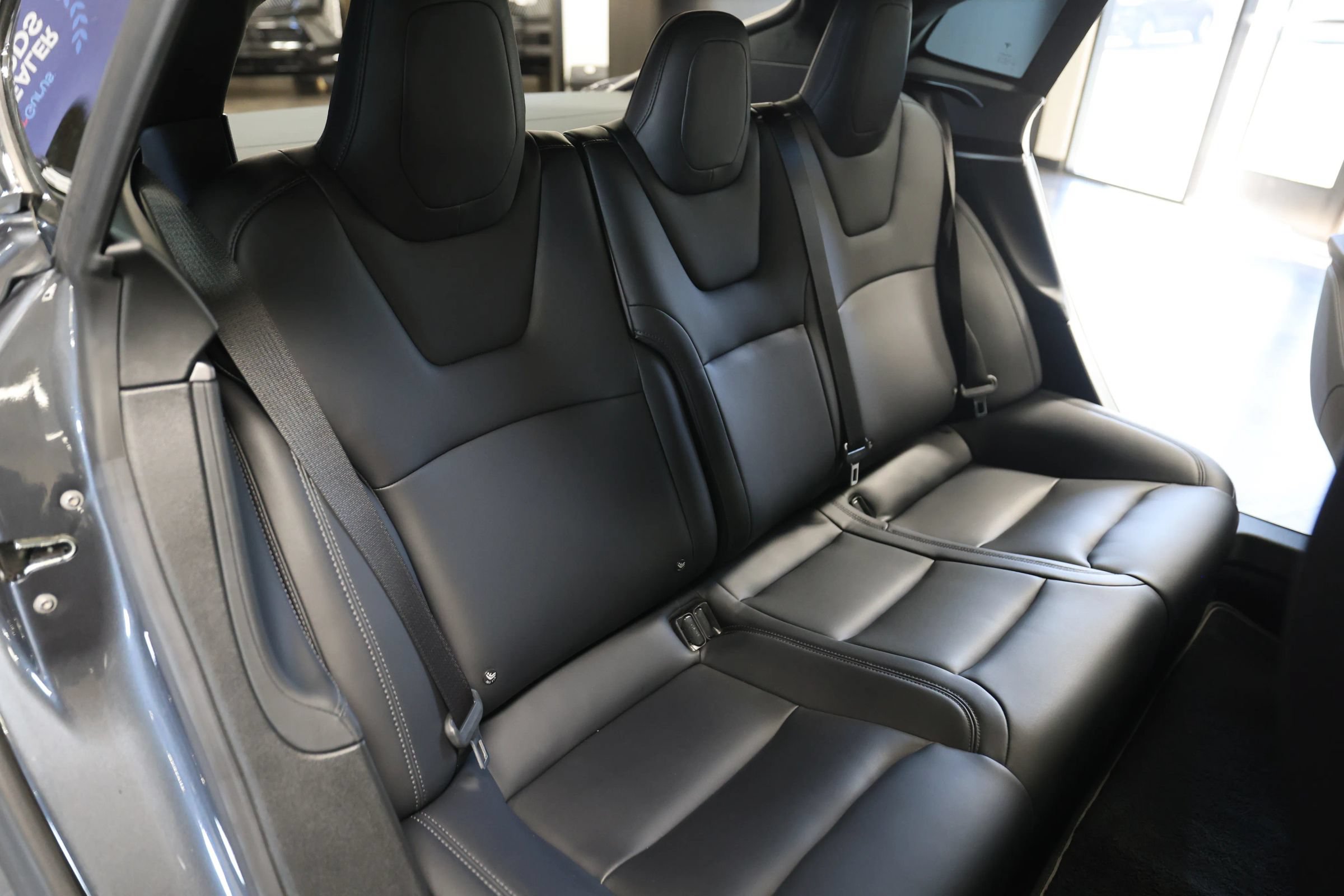 Used 2019 Tesla Model S Performance AWD/4WD image 42