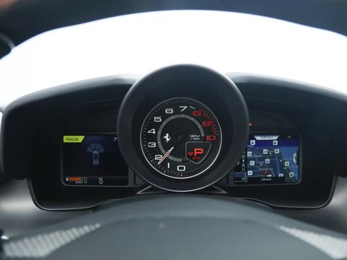 Certified 2023 Ferrari F8 Tributo RWD image 28