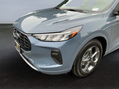 Used 2024 Ford Escape ST-Line w/ Tech Pack #1 image 9