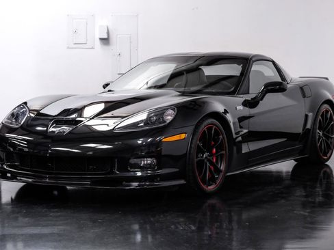 Used 2012 Chevrolet Corvette ZR1 w/ 3ZR Preferred Equipment Group RWD image 4