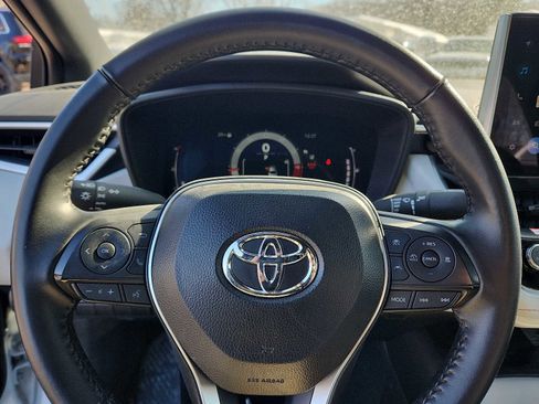 Used 2025 Toyota Corolla FX w/ Convenience Package image 18