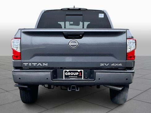 Used 2024 Nissan Titan SV w/ Accessory Utility Package image 8