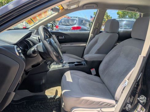 Used 2013 Nissan Rogue S FWD image 9