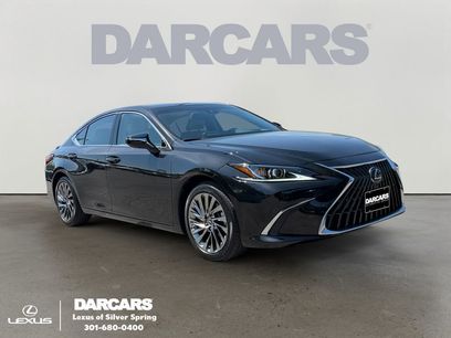 Certified 2025 Lexus ES 300h w/ Technology Package