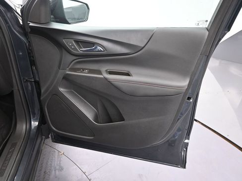 Used 2023 Chevrolet Equinox RS image 23