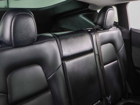 Used 2023 Tesla Model Y Long Range image 25