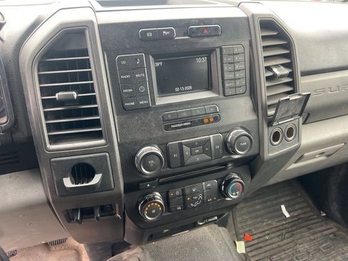 Used 2018 Ford F550 4x4 Crew Cab Super Duty image 21