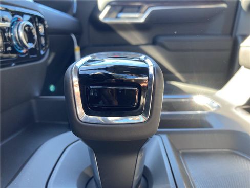New 2026 GMC Sierra 1500 Elevation AWD/4WD image 16