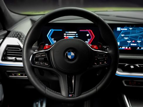 Used 2025 BMW XM AWD/4WD image 43