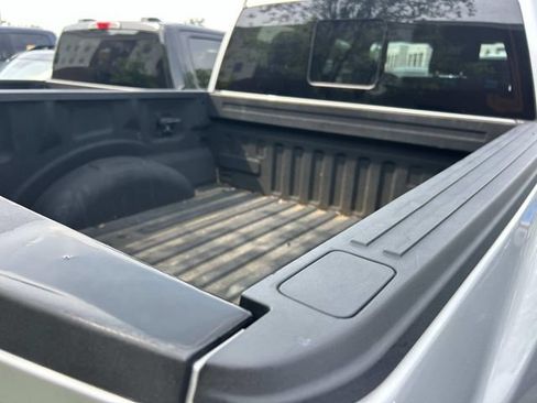 Used 2019 Ford F150 Raptor w/ Equipment Group 802A Luxury AWD/4WD image 9
