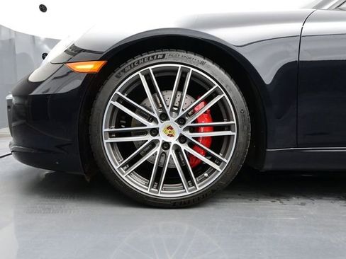 Certified 2019 Porsche 911 Carrera S RWD image 6