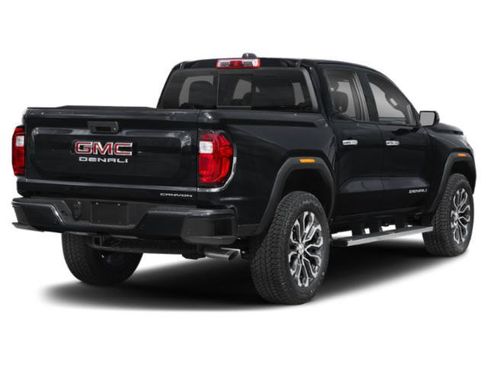 Used 2024 GMC Canyon Denali AWD/4WD image 5
